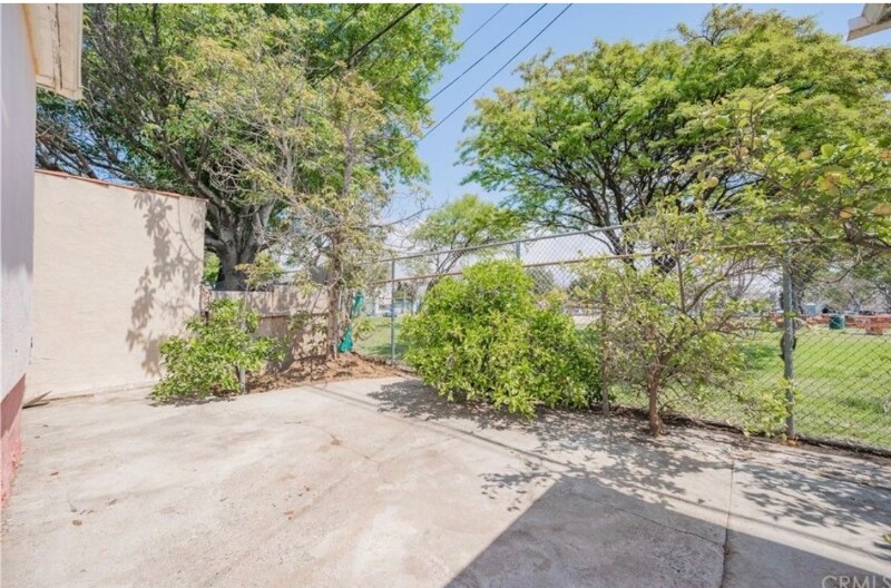 Building Photo - 8724 Ruthelen St
