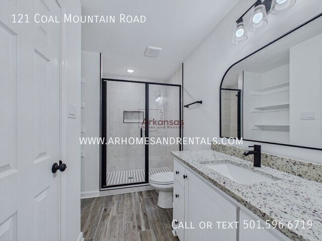 Building Photo - 209 Round Mountain Rd