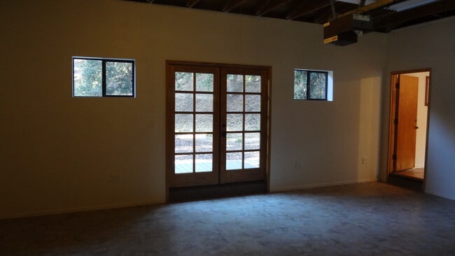 Building Photo - 18000 S Mountain Rd