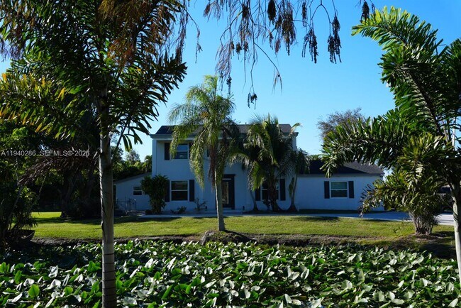 Building Photo - 7601 NW 82nd Terrace