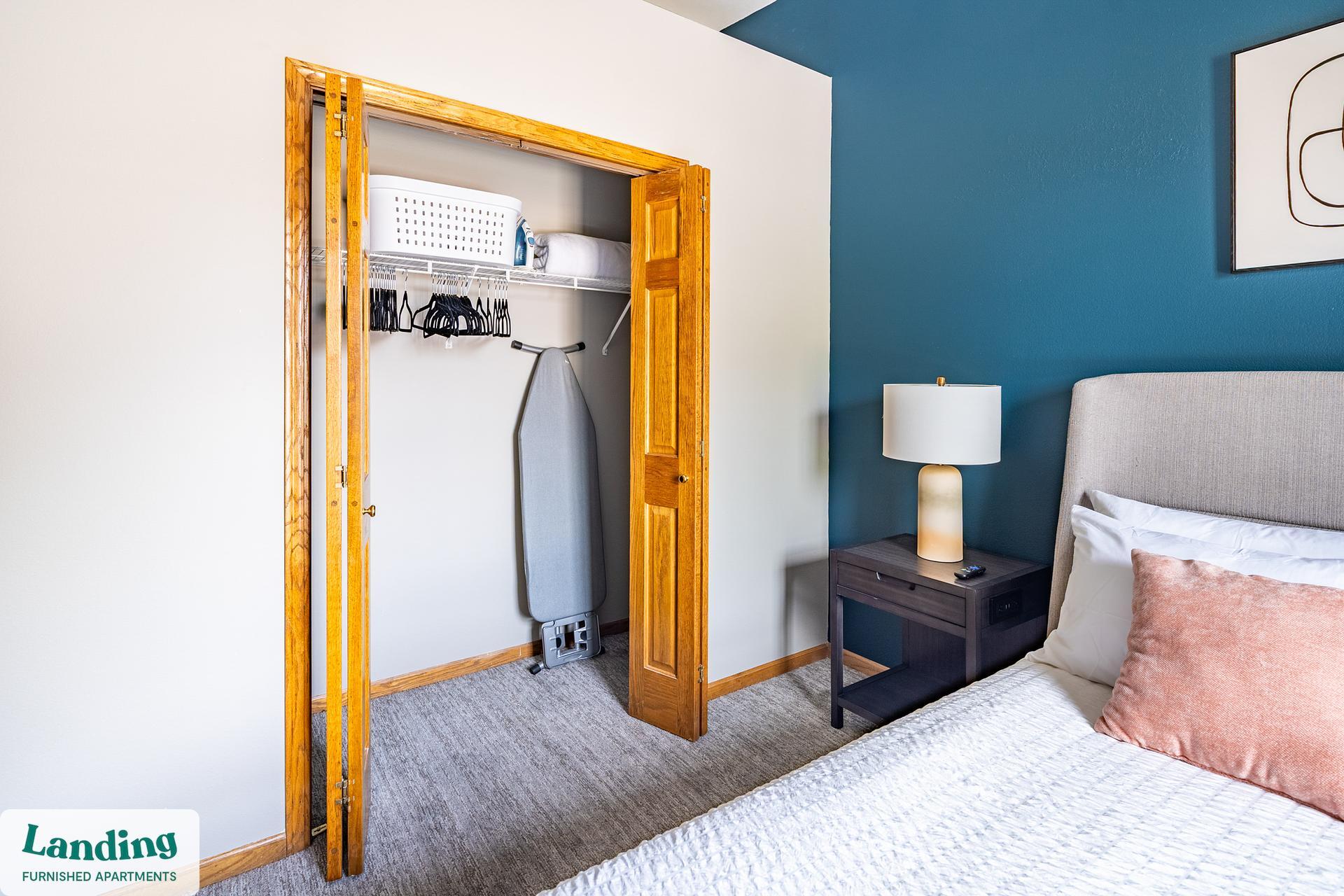 Building Photo - 200 Seneca St