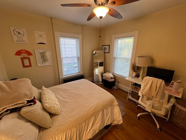 Building Photo - 42-44 Gorham St. Unit 1