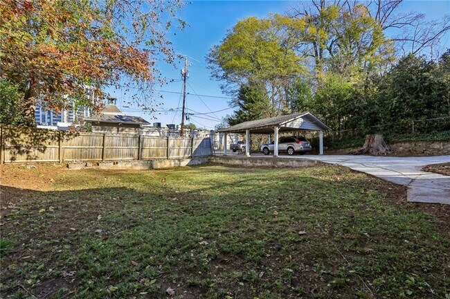 Building Photo - 22 Peachtree Hills Ave NE