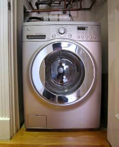 Building Photo - 202 E 13th St