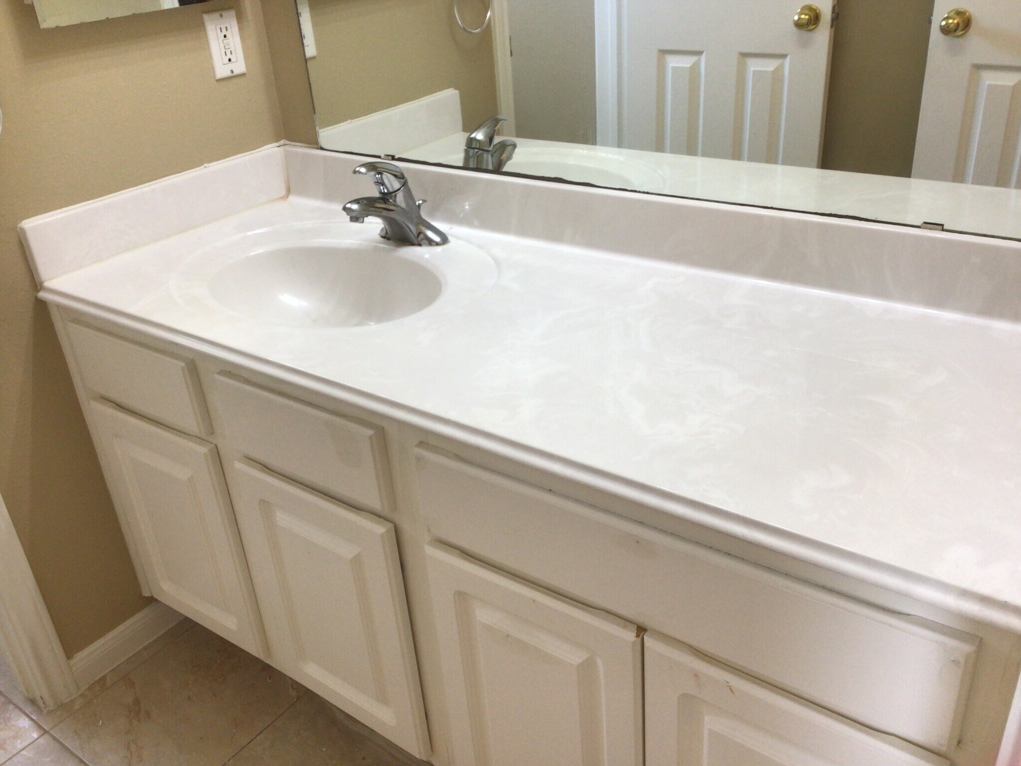 Building Photo - 411 Cedar Point Dr