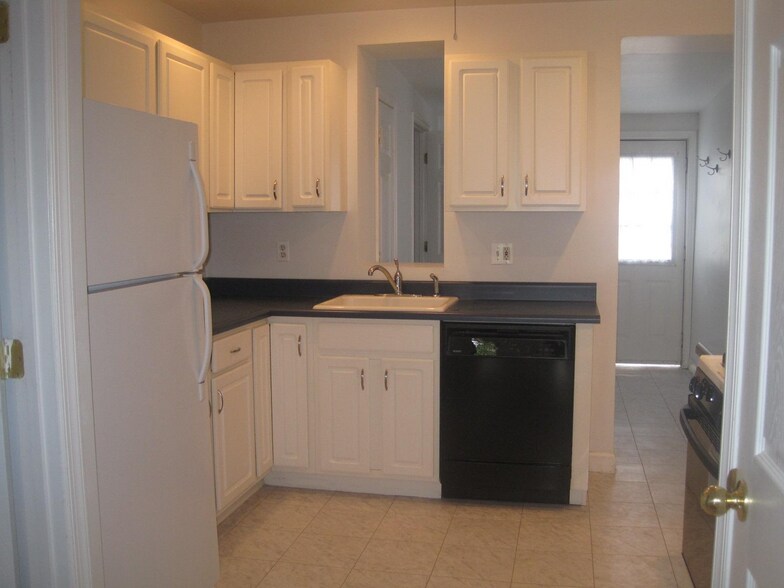 Building Photo - 1404 Woodall St