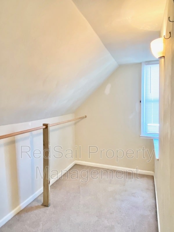 Building Photo - 3524 Bapaume Ave