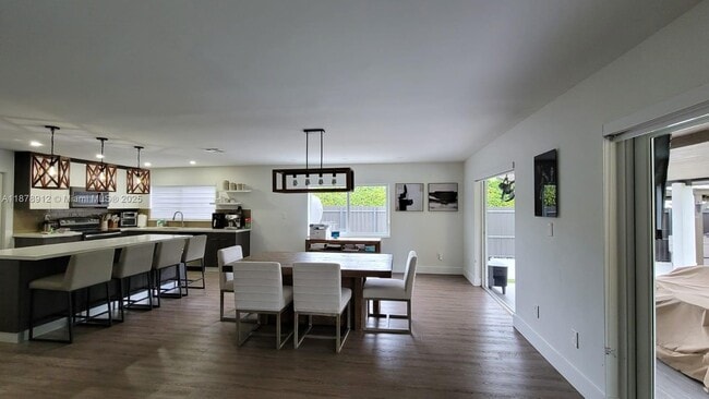 Building Photo - 12945 SW 76th Terrace