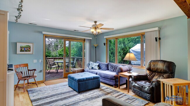 Building Photo - 2226 Shannondale Dr