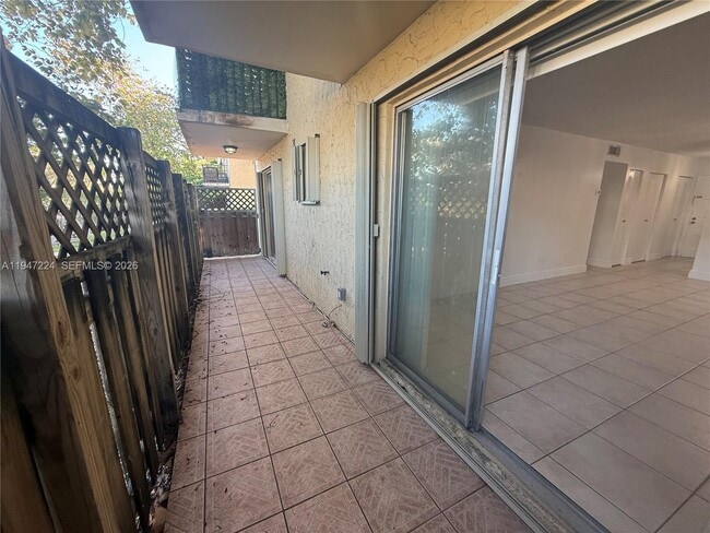 Building Photo - 8500 SW 109th Ave