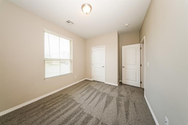 Building Photo - 2516 Colby Ct