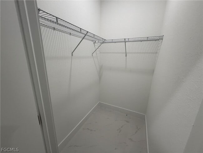 Building Photo - 3311 72nd St W