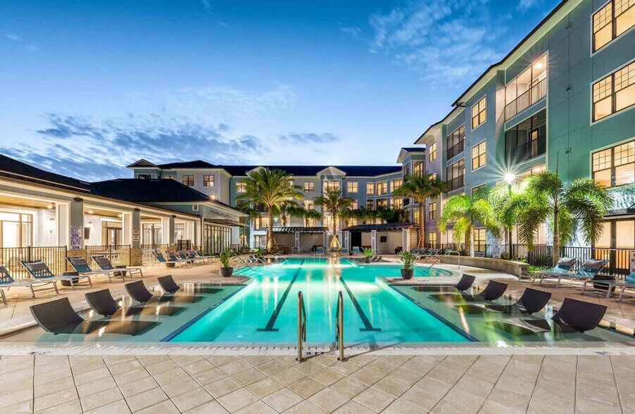 Building Photo - 9244 Vintage Hills Way