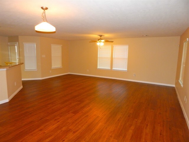 Building Photo - 847 Darbydale Crossing Ln