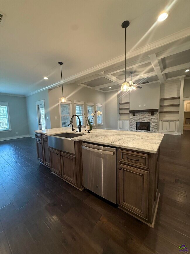 Building Photo - 221 Perth Ct