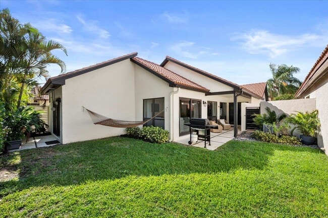 Building Photo - 4 Ironwood Way N