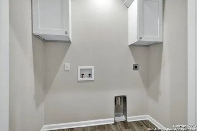 Building Photo - Charming 3BR House in Spring Branch