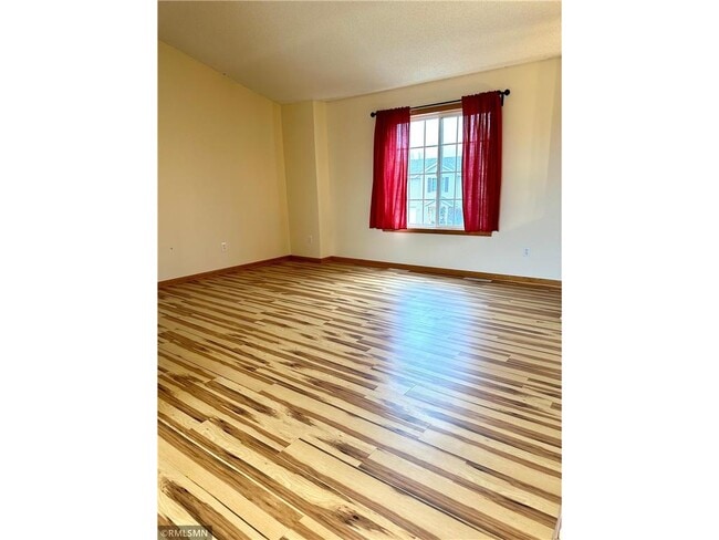 Building Photo - 2027 Brittany Ct