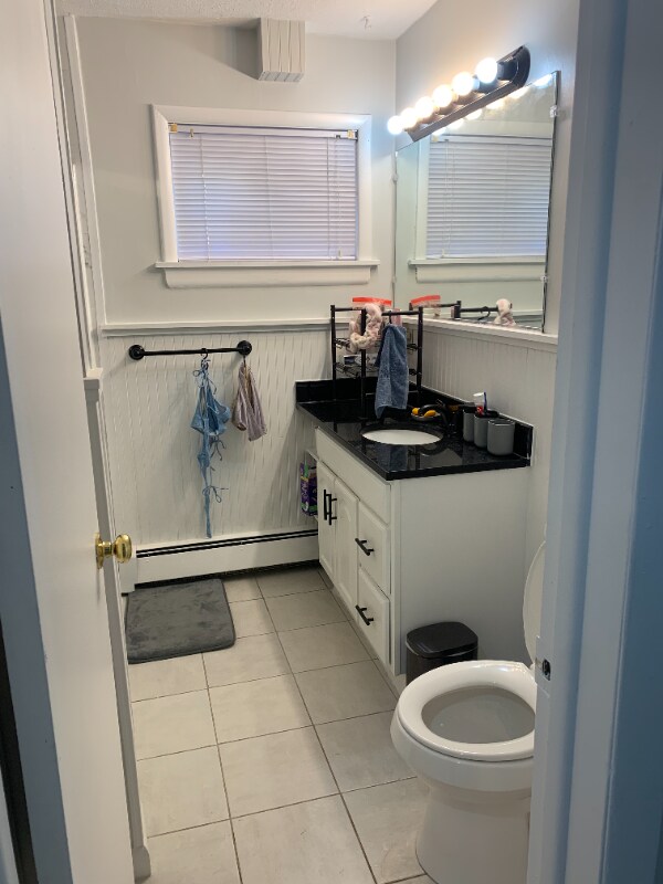 Building Photo - 214 Sand Creek Rd