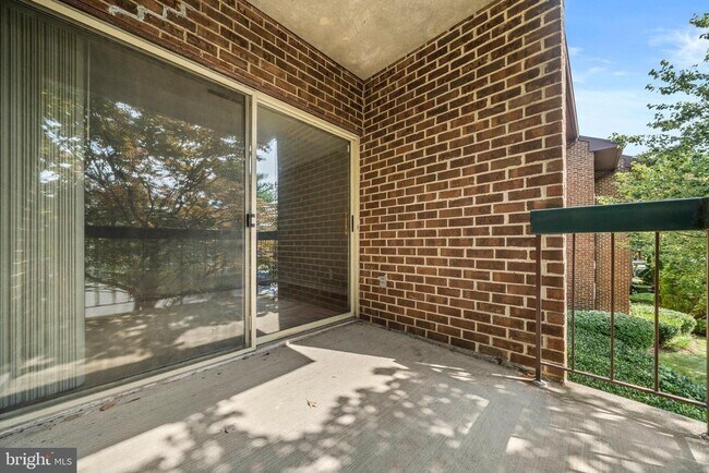Building Photo - 7911 Badenloch Way