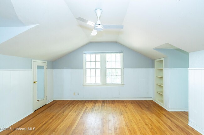 Building Photo - 2513 21st St