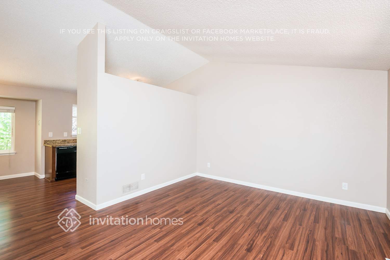 Building Photo - 12040 Grape Way