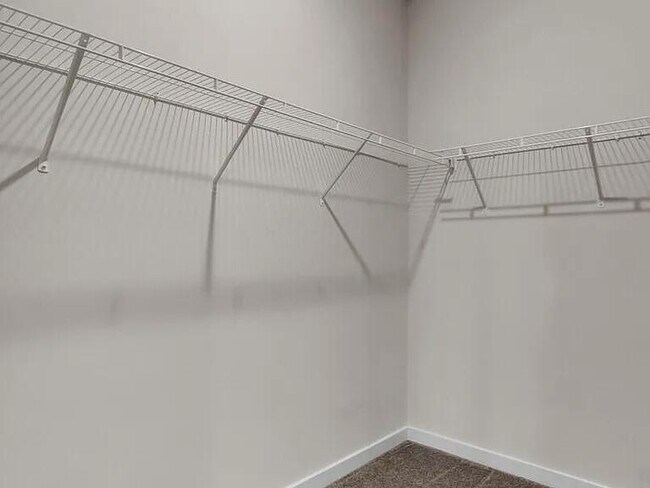 Building Photo - 1046 Old Cypress Run