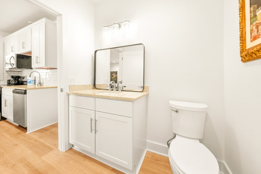 Building Photo - 4245 Troost Ave