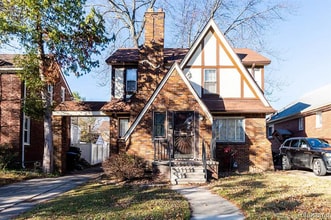 Building Photo - 14559 Rosemont Ave