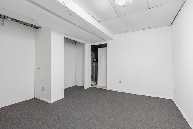 Building Photo - 1122 Franklin St