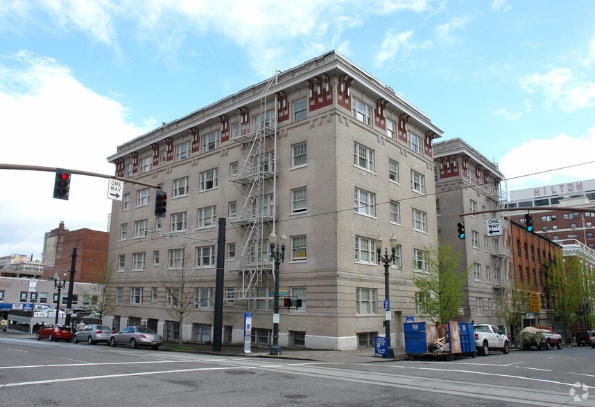 Primary Photo - Fountain Place Apartments