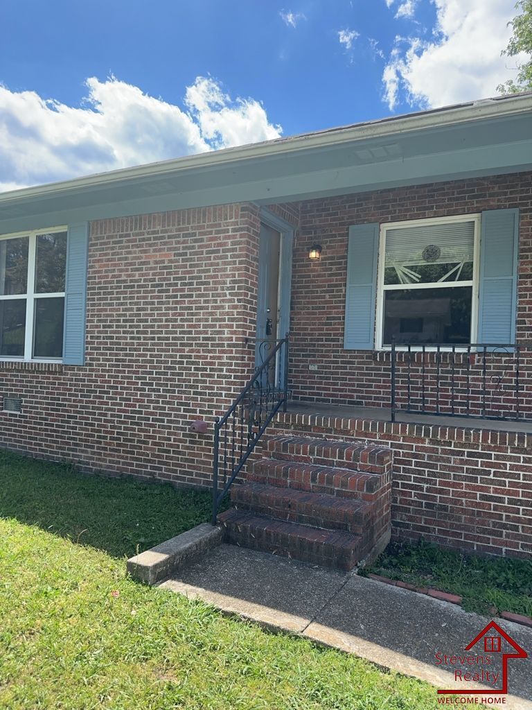 Building Photo - 4705 Metro Park Ln