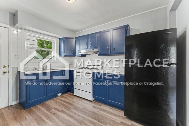 Building Photo - 7432 Beech Ave