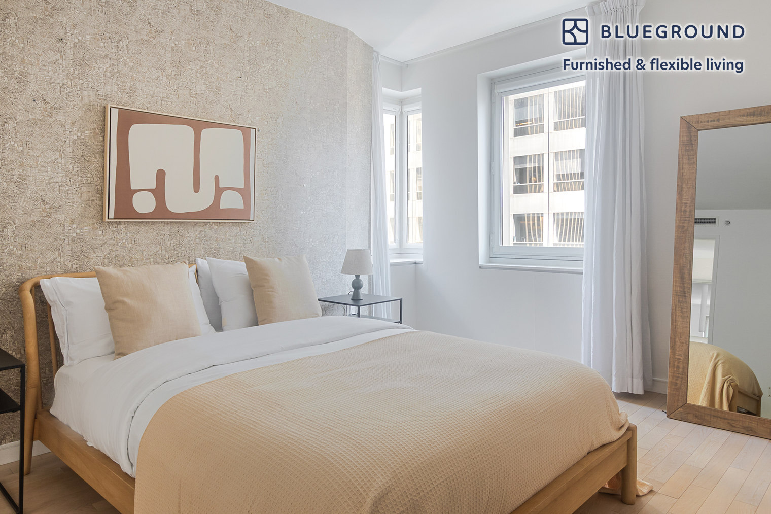 Building Photo - 70 W 45th St