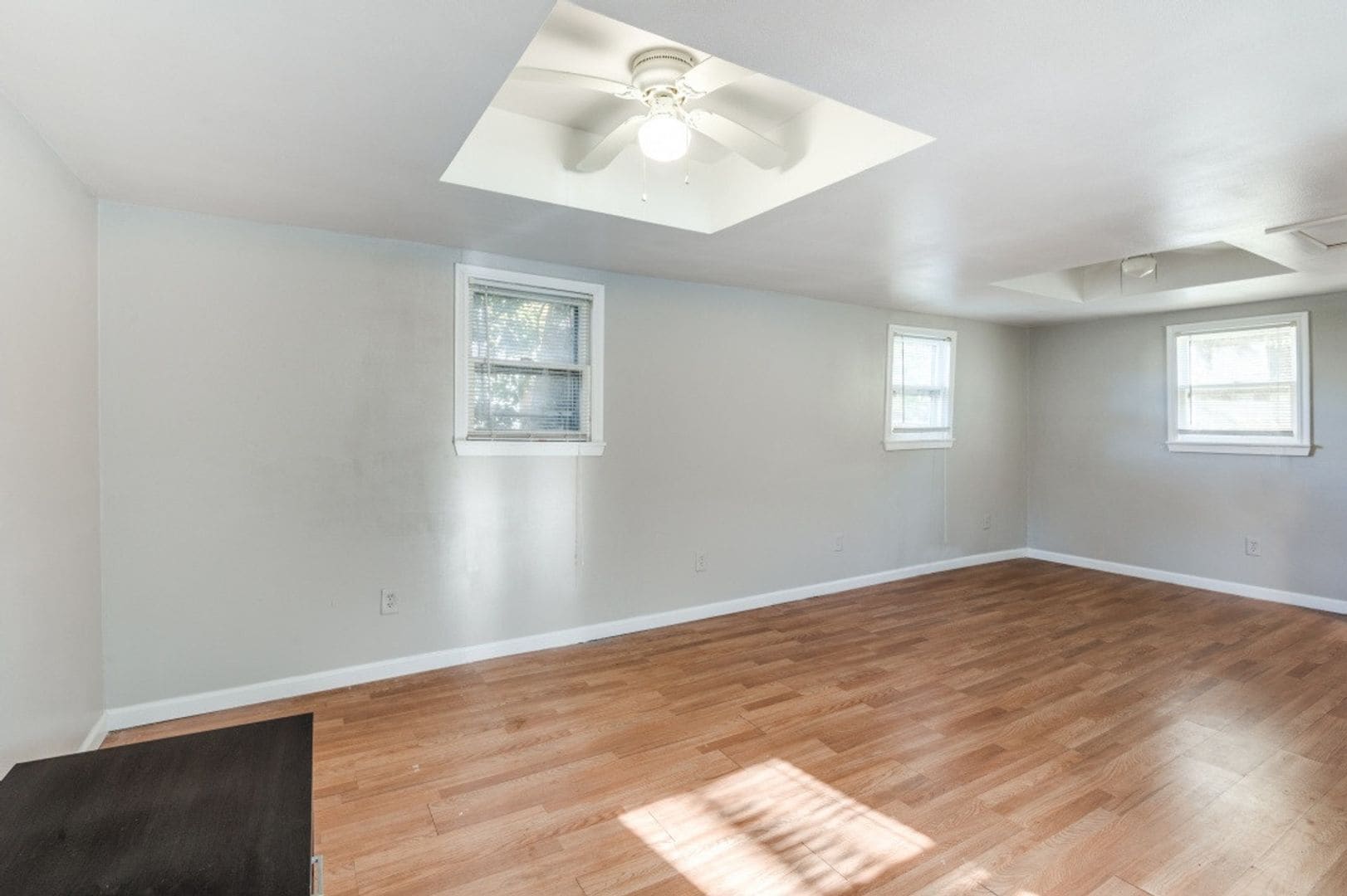 Building Photo - 2414 Park Row Ave