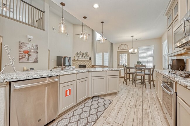Building Photo - 127 Teralyn Grv Lp
