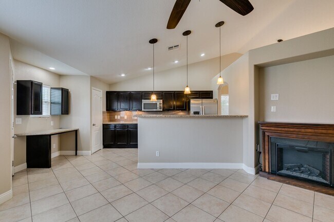 Building Photo - 437 Waterwheel Falls Dr