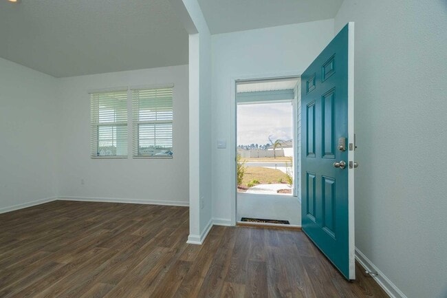 Building Photo - 951 Orellana Rd