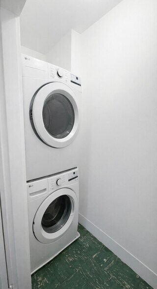 Building Photo - 3 Granville St