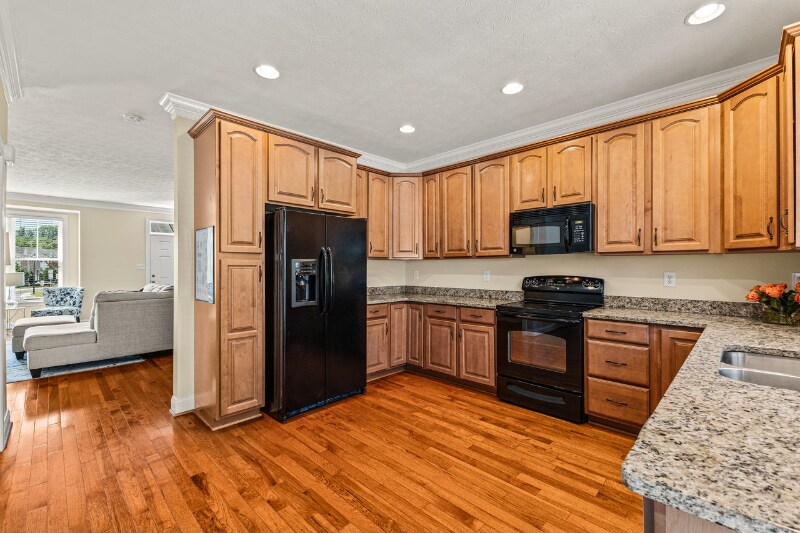 Building Photo - 375 Blue Stone Hills Dr