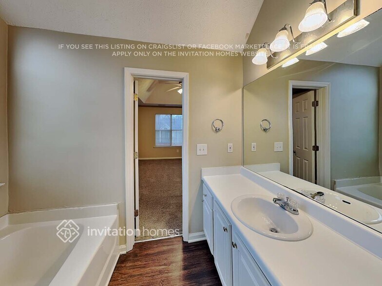 Building Photo - 212 Coldsprings Ct