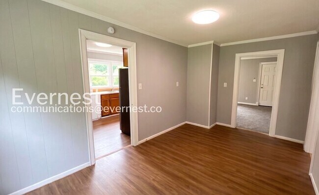 Building Photo - Simple Charm Meets Modern Comfort in Ringgold / 2 Bed & 1 Bath / Pet Friendly / Available Now!