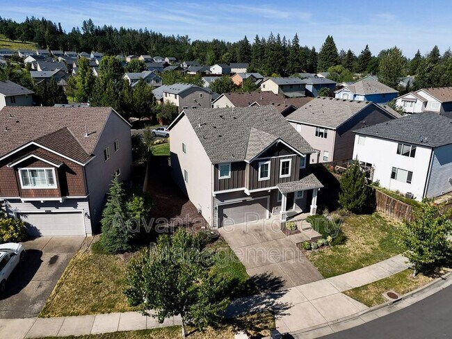 Building Photo - 2943 NW Corktree Ln