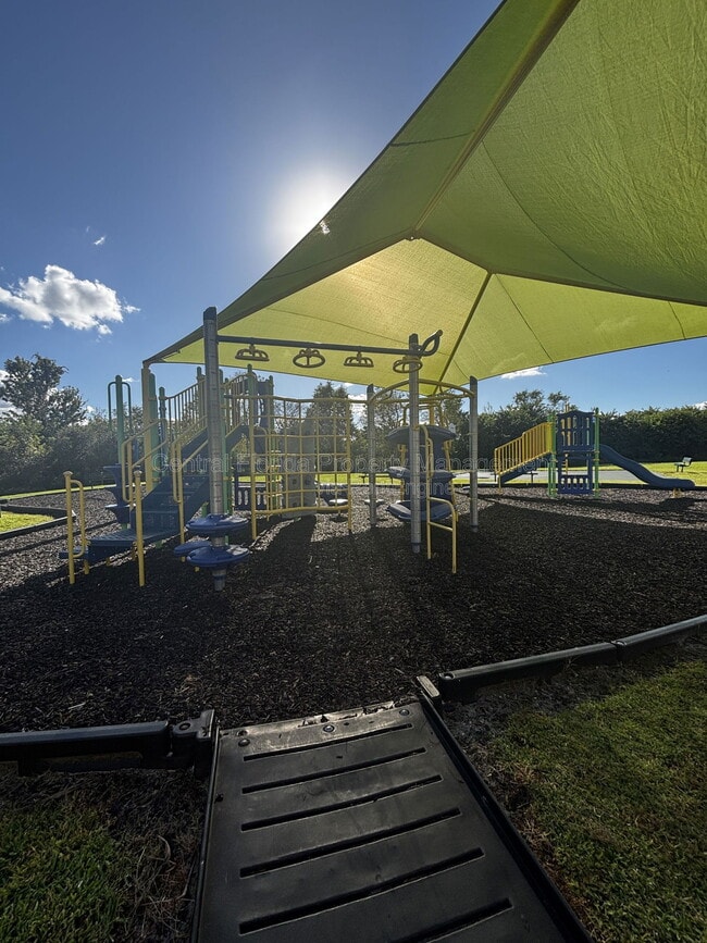 Building Photo - 16183 Old Ash Loop