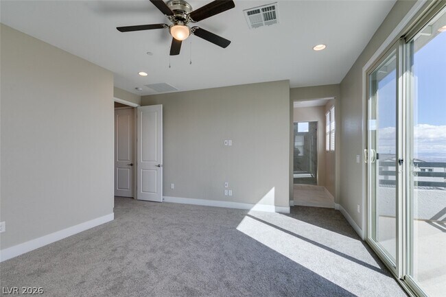Building Photo - 11803 River Hawk Ave