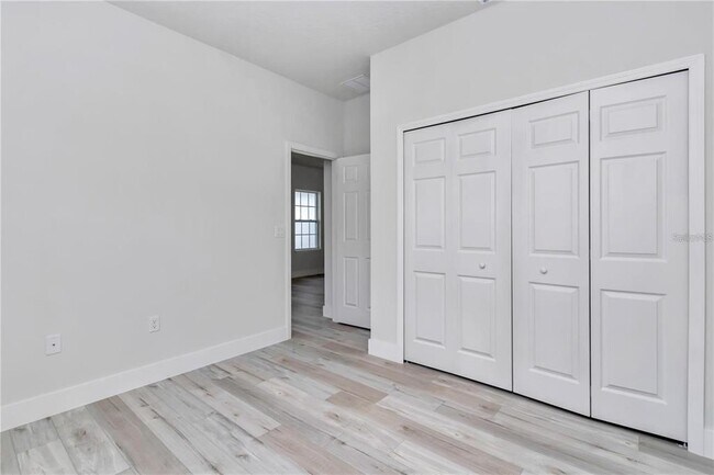 Building Photo - 586 Marion Oaks Trail