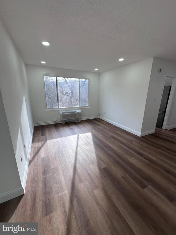 Building Photo - 1907 Marion Barry Ave SE