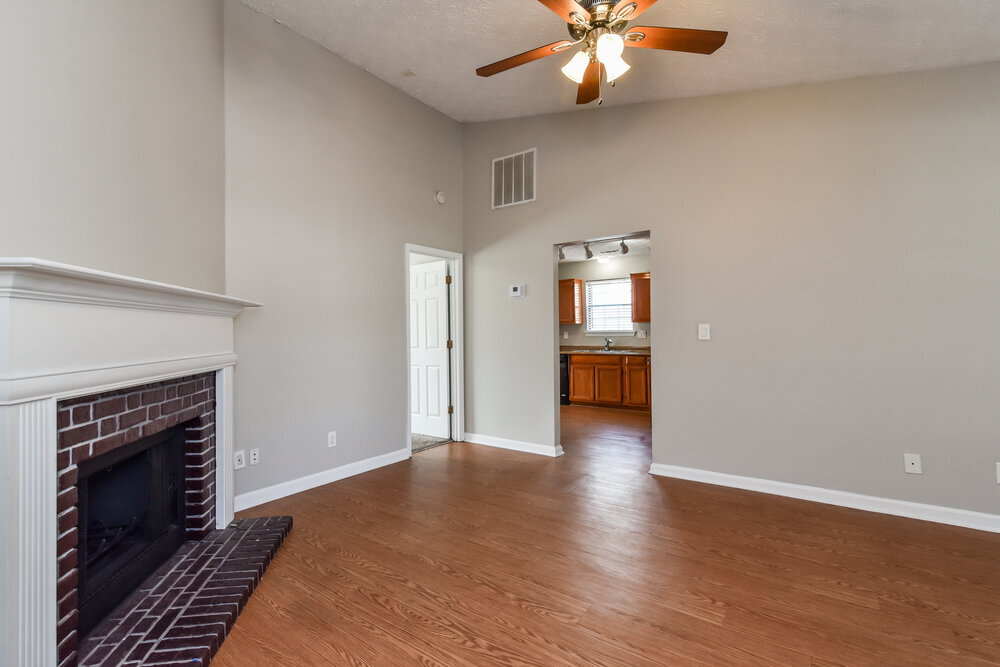 Building Photo - 508 Village Cir