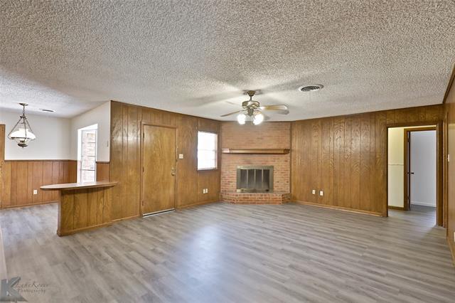 Building Photo - 3718 Brookhollow Dr