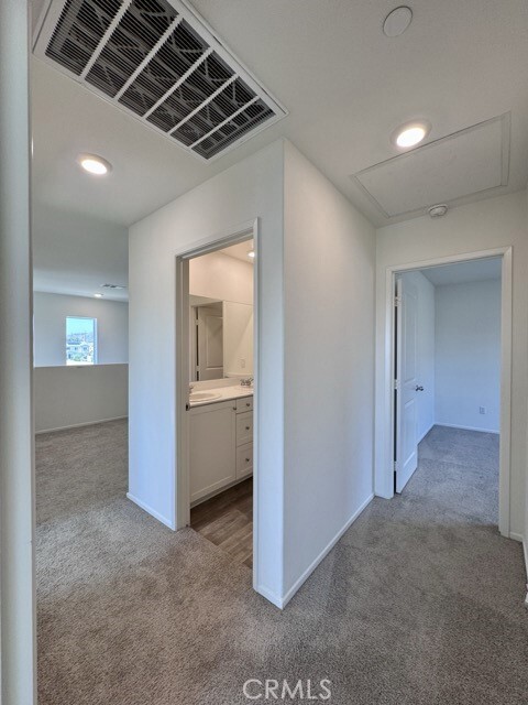 Building Photo - 28798 Enclave Ln
